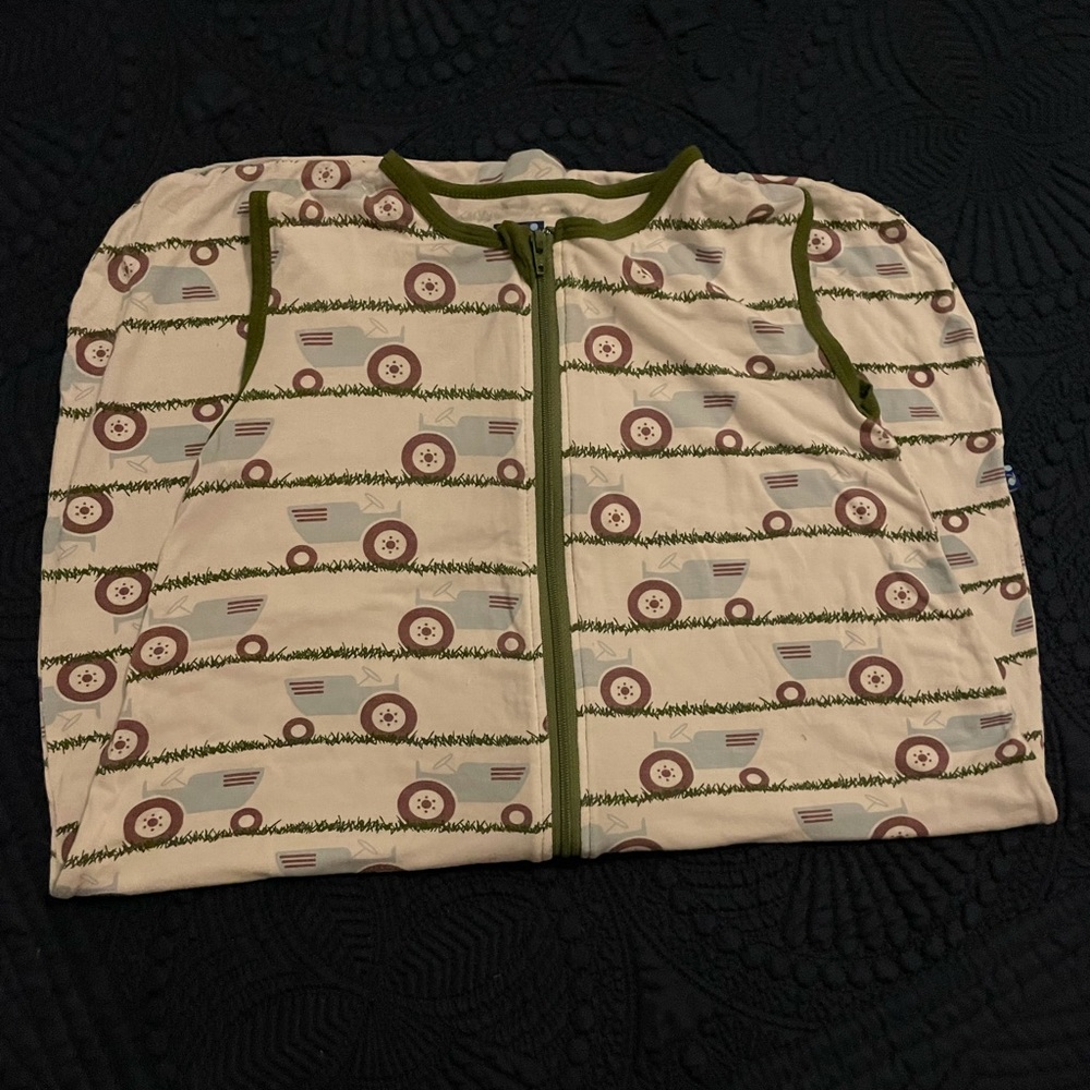 Kickee pants 0-6 sleep sack